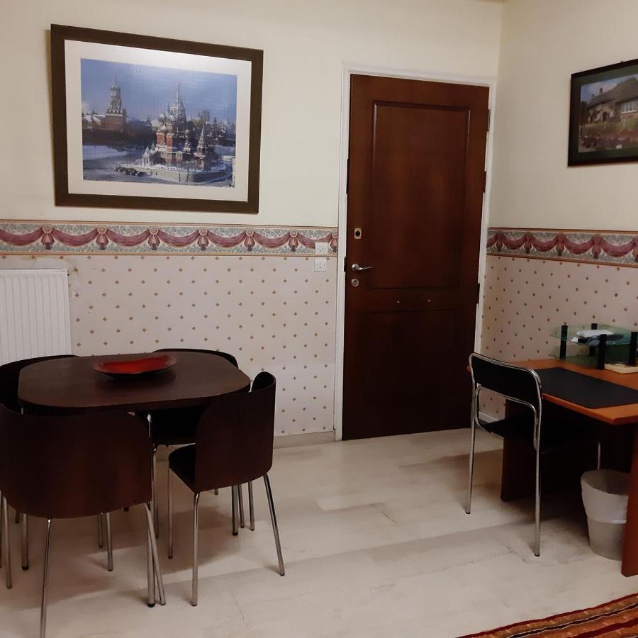 Διαμέρισμα Στο Κέντρο Της Πόλης Tripoli Exterior photo
